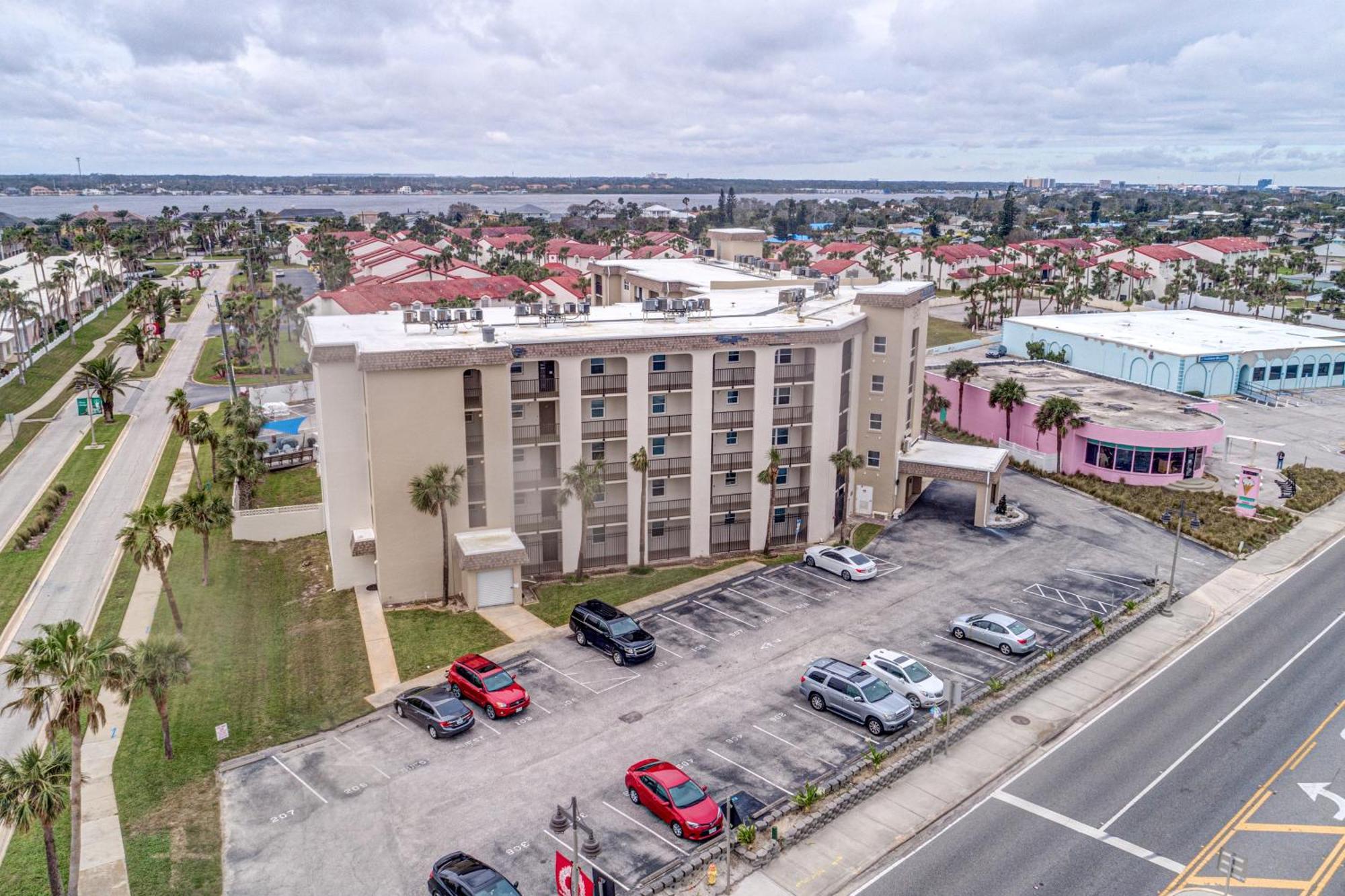 Daytona Beach Shores Condos Номер фото