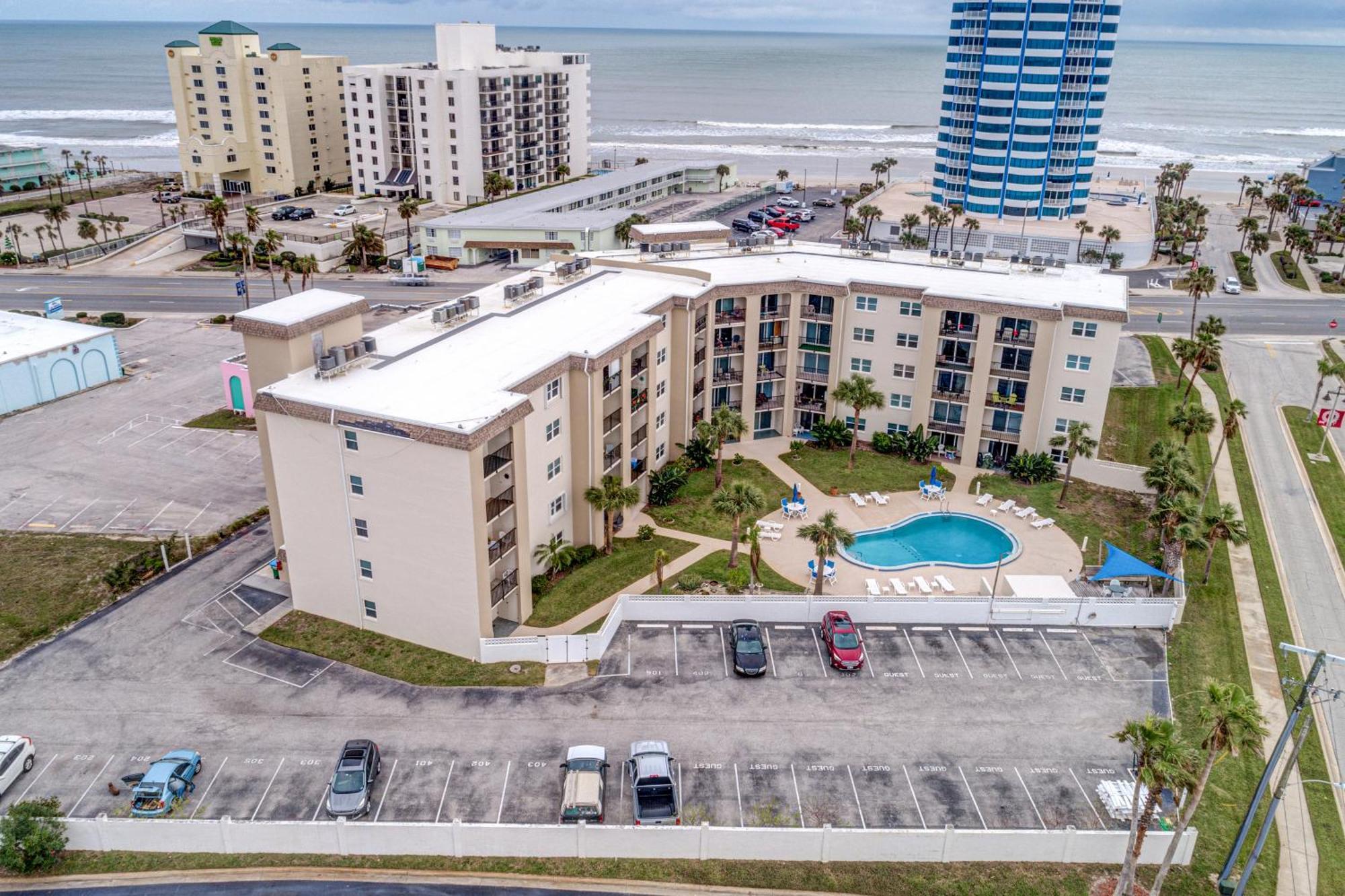 Daytona Beach Shores Condos Номер фото