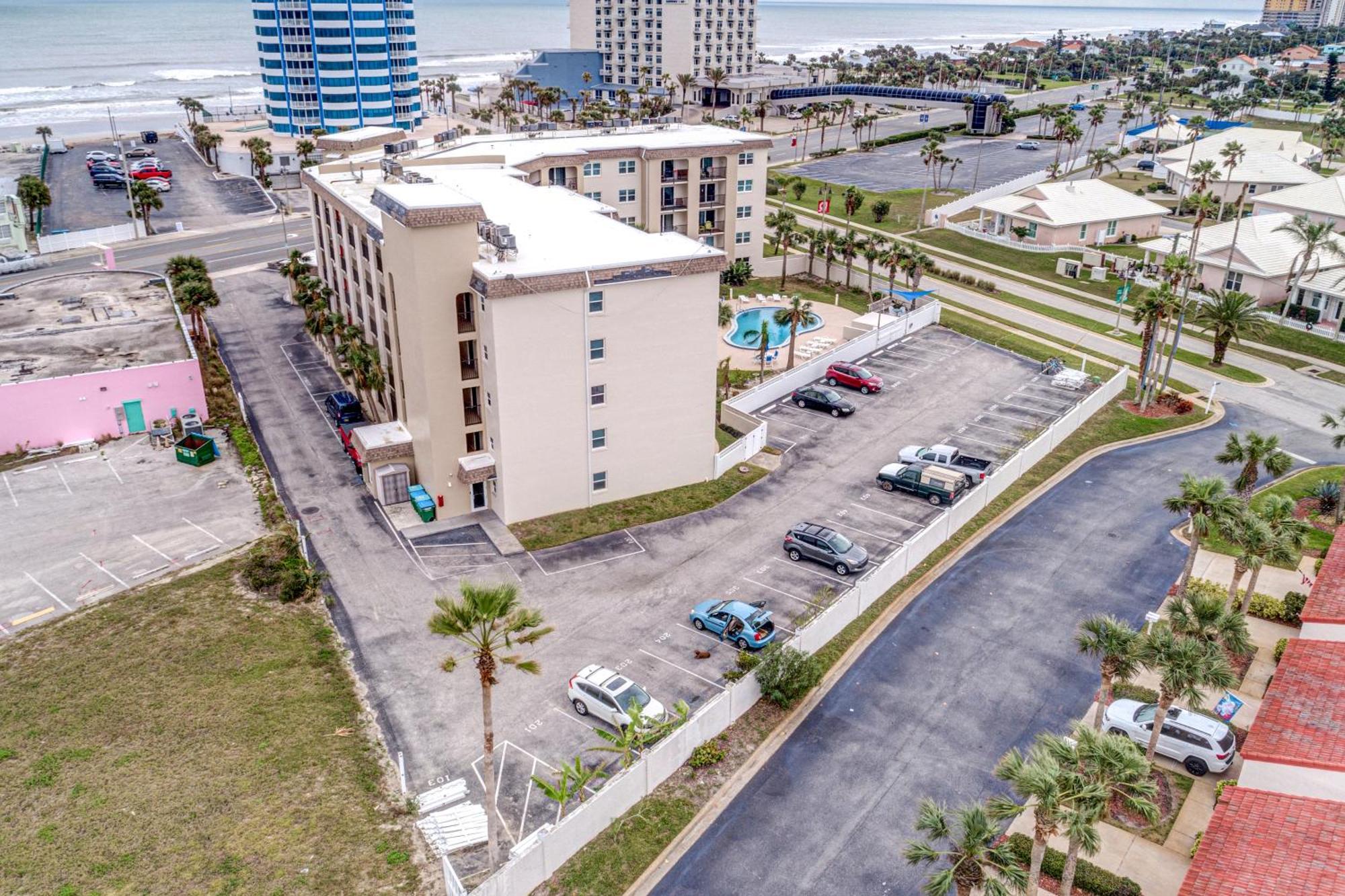 Daytona Beach Shores Condos Номер фото