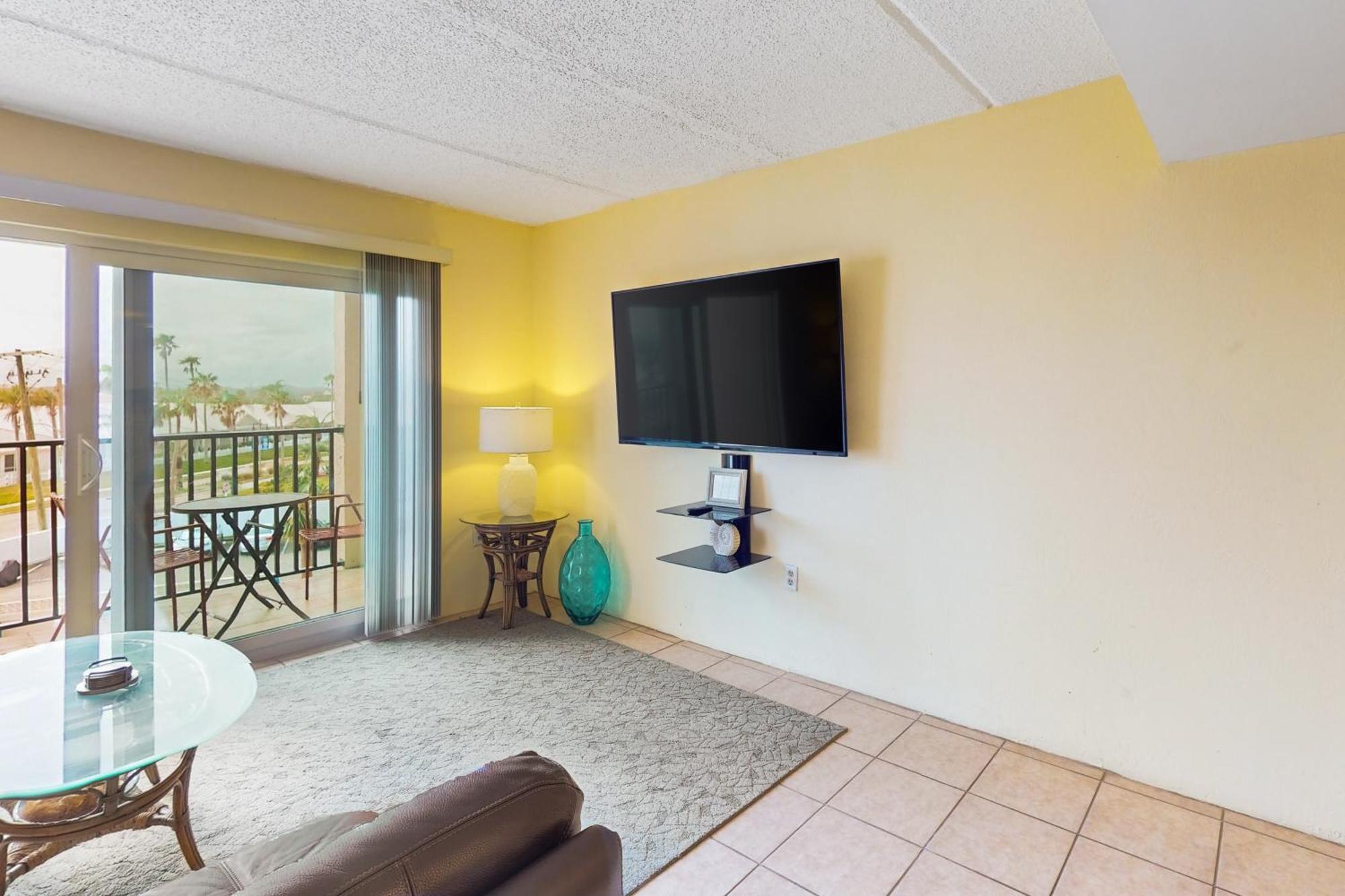 Daytona Beach Shores Condos Номер фото