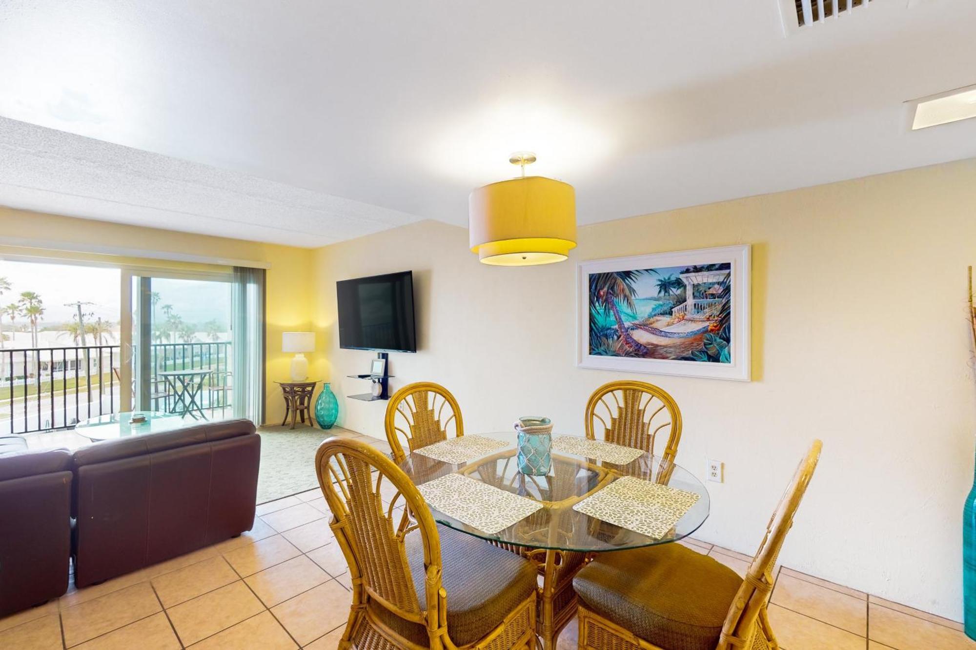 Daytona Beach Shores Condos Номер фото