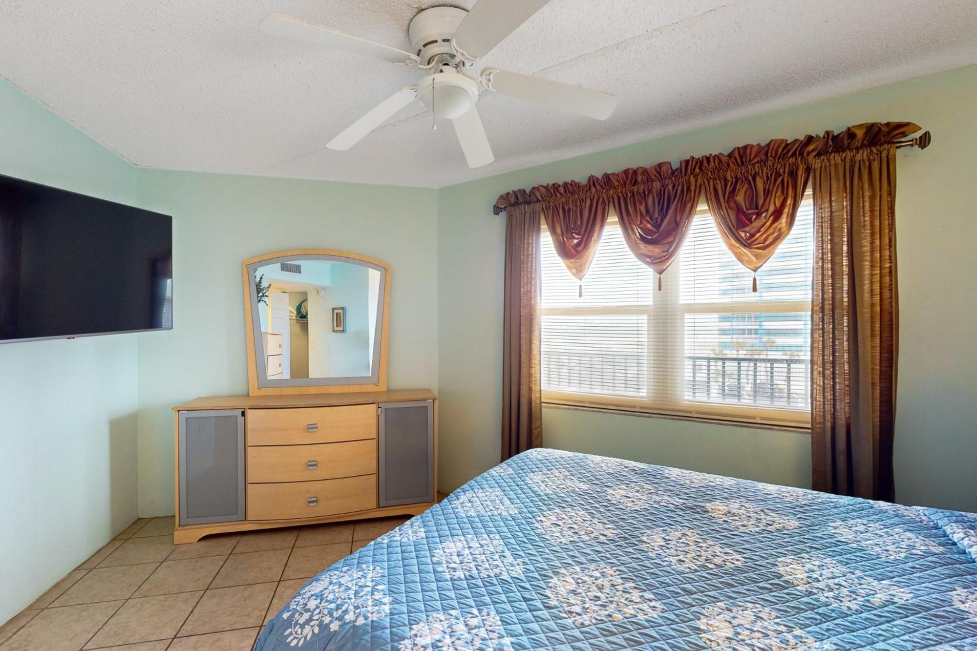 Daytona Beach Shores Condos Номер фото